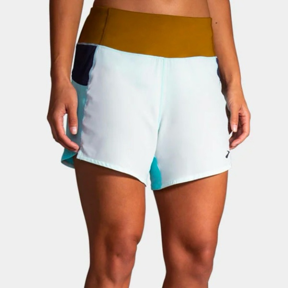 Limited Edition Brooks Chaser 5" Ice Blue Multi Shorts XXL